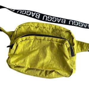 Baggu Chartreuse Fanny Pack with White Logo Strap Rare Discontinued